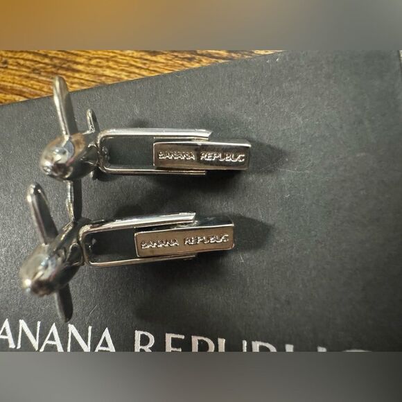 Banana Republic Airplane silver Cufflinks New in box - Picture 6 of 9